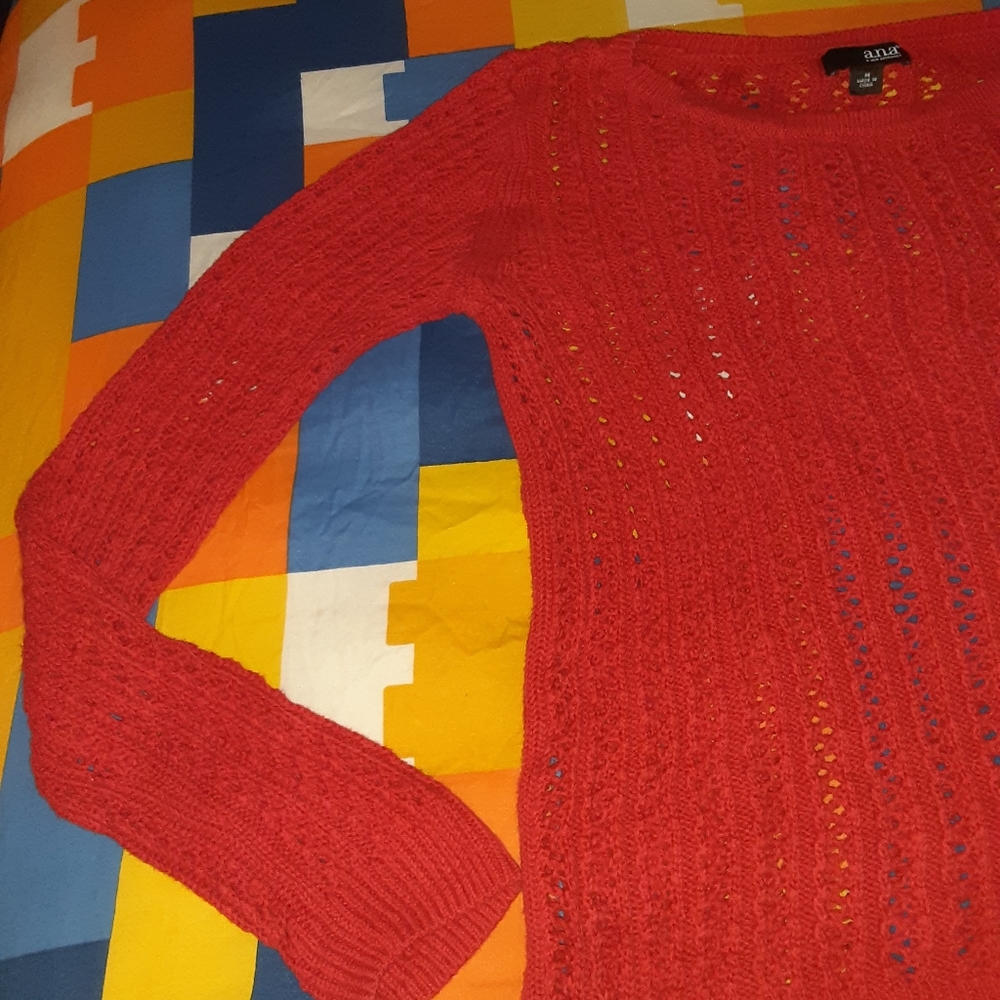 Red sweater - Picture 5 of 9